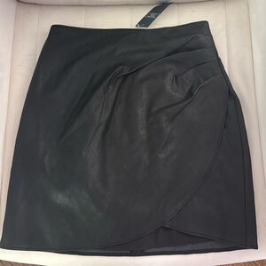 Abercrombie Vegan Leather Mini skirt